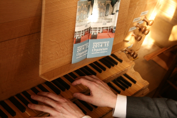 Ahrend-Orgel im Organeum